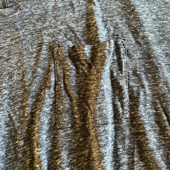 Old Navy Boyfriend Tee - Picture 3 of 4